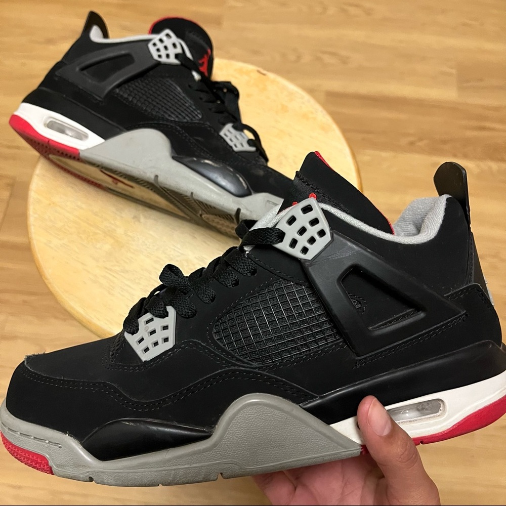 Jordan 4 Bred